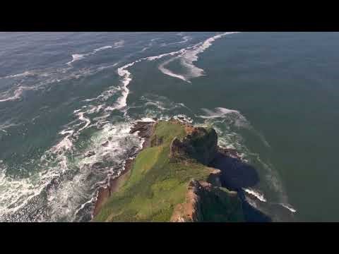 【空撮】北太平洋シーサイドライン 小島（厚岸小島）と、戦争遺構が残る大黒島編