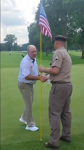 Boo Weekley sinks long putt under watchful eyes of Marine, shakes hands after (Kaulig Championship)