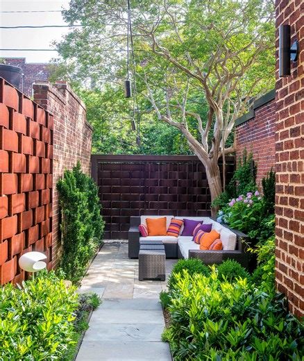 Use These Serene Courtyard Ideas to Plan Your Own Private Oasis