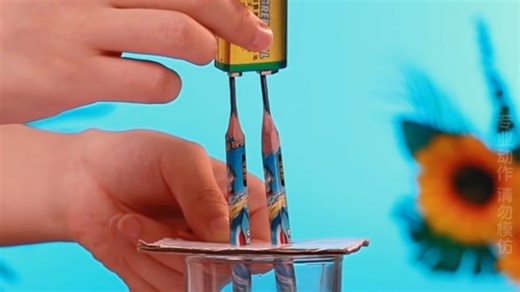 这不是魔术这是科学小实验