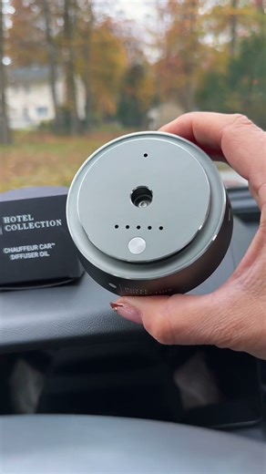 Turn your car into a luxury hotel with the Hotel Collection car diffuser—smells just like a high-end