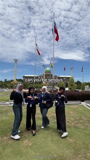 🌏 OPEN RECRUITMENT PESERTA INTERNASIONAL 🌏 International Youth Excursion Network (IYEN) Batch 23 Indonesia Youth Excursion Network (IYEN) kembali membuka kesempatan bagi pemuda-pemudi terbaik Indonesia untuk bergabung dalam program internasional fully funded yang akan diselenggarakan di Kuala Lumpur, Malaysia. Program ini dirancang sebagai wadah pengembangan kapasitas generasi muda melalui kegiatan akademik, kepemudaan, budaya, dan jejaring internasional bersama delegasi dari berbagai latar be