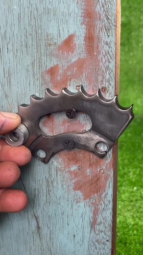 2.8K views · 16 reactions | Simple idea with gate latch lock - mechanism lock #woodworking #wood #doorlatch #diy #creativedesign #CreativeMaking #doorautolock #homemade #reelsfbシ #fbreelsvideo | Share knowledge with me | Facebook