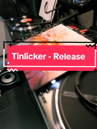 a következő lemez amelyet bemutatok az 20 nap múlva jelenik meg egy igazi progresszív house és progresszív Trance stílusban egyik legismertebb előadó albuma Tinlicker - Dream of the . Én kimondottan várom es nektek is ajánlom szeriem most is hozni fogják a maximumot. íme egy track részlet a