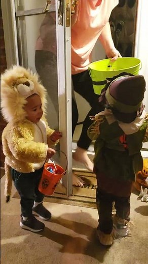Toddlers Trick-or-Treating for the First Time 🥹 | Cutest Halloween Moment #halloween #cutekids