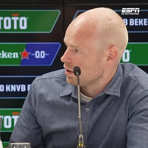 298K views · 3.3K reactions |  Davy Klaassen gaat in discussie op de persconferentie. "Ik laat je zo wel die wond even zien" | ESPN NL | Facebook