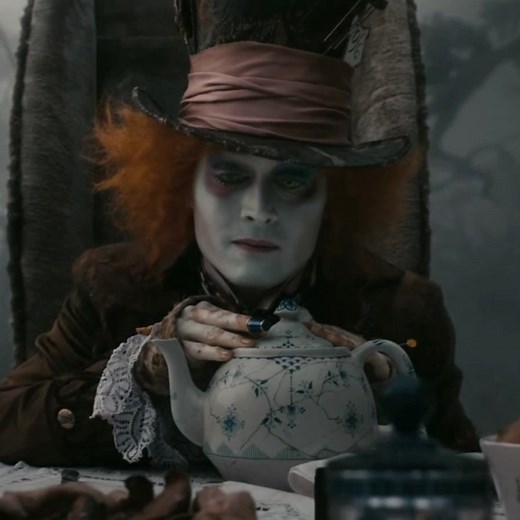 Exploring Johnny Depp's Iconic Roles: Mad Hatter in Alice in Wonderland