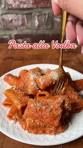 Delicious Rigatoni alla Vodka Recipe with Pancetta