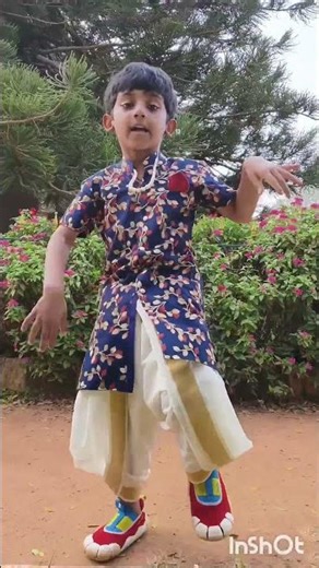 Nayan vibing to ‪@MangliOfficial‬ latest hit #NayanMoves #Bayiloneballi #Mangli #KidDancer #Dance