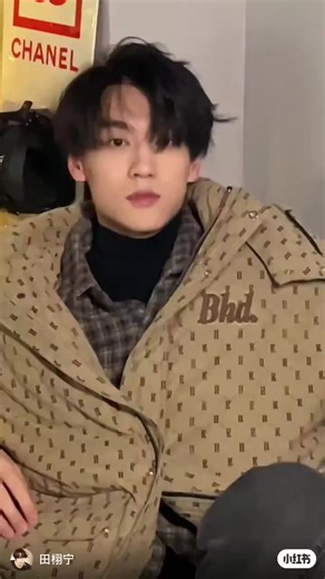 Apakah persamaan di 2 vedio ini jika bisa di jawab anda itu pinter dan jeli bgt ⚡🍋🐟🌙🔮 #love #favorite #couple #tianxuning #ziyu