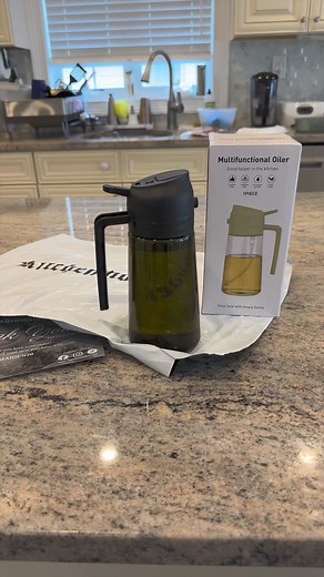 👋 Tired of messy oil cans and wasteful spray bottles? Introducing our innovative 2-in-1 Oil Dispenser! 💡 Cost-effective, versatile & eco-friendly. Get yours now for a greener kitchen and planet! | Kitchenmaiden