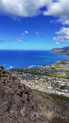 Hiked the Po’o O Hulu trail today. Also known as the Pink Pillbox hike. And of course we had to do a photo shoot 😂🤣#pillboxhike #pinkpillbox #hawaii #oahu #hiking #getoutside #goexplore #hike #flyingskirt #tinatoodaloo #milso #milspouse #veteran