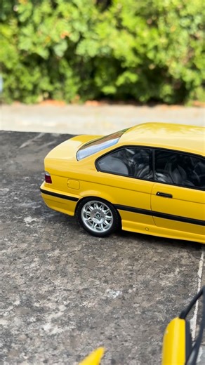 Yellow cars meeting | AC Collection