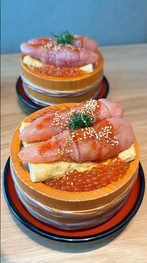 博多名物の明太子2本乗せのだし巻きいくら重