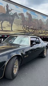 Parked my ‘77 Trans Am beside Snowman’s rig 🤠🇺🇸☃️