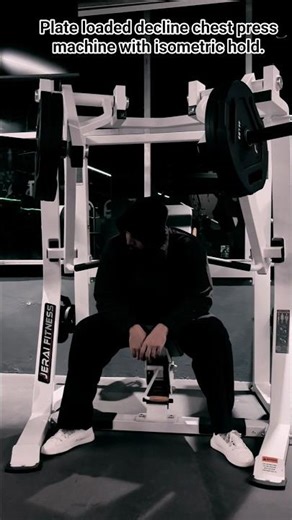plate loaded decline chest press machine with isometric hold #jeraifitness #chestpress