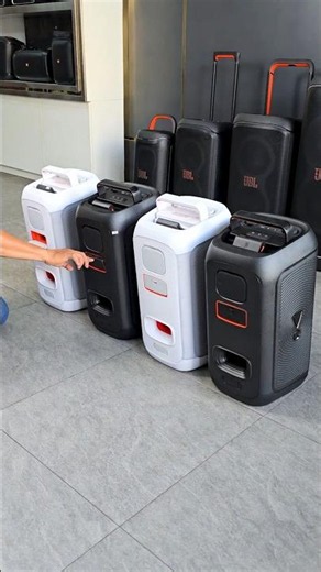 640W Party Setup! 4x JBL PartyBox Club 120