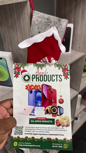 Christmas 🎄 Time. 🕰️ come get yourself an Christmas present 🎁 with our amazing new deals #christmas #computergarden #iphone11 #computergardenshop