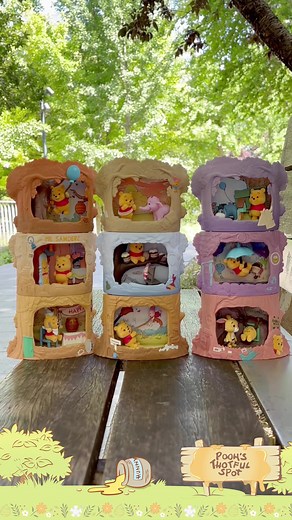 Winnie the Pooh POPMART art toy review — Treehouse Theatre figure