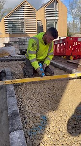 564K views · 1.8K reactions | ‘Dipping the sub-base’ to ensure an even surface of type 1, no hump’s or hollows, so as to get an even screed layer of around 30mm so as to achive an even compaction on the final compaction. #landscaping #landscapersofinstagram #landscapers_of_instagram #landscaper #training #onsitetraining #landscapingtraining | Gareth Wilson Garden & Landscaping Consultant | Facebook