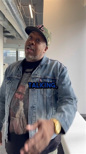 Leon with a message for the President of #Colombia Listen live on the @iheartradio app! #iheart | WGCI 107.5 Radio