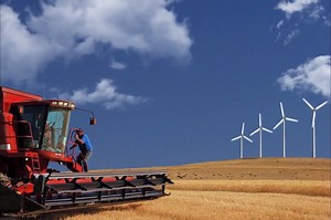 Wind energy is good news for America's farmers and ranchers! Wind farms are creating stable, drought-proof sources of income for communities across the USA. | Electric Nation: Powered By Wind