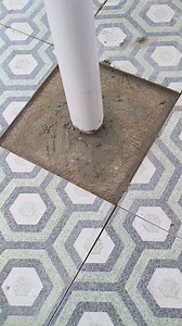 Don't be confused!! Here are the right steps to install floor tiles in the middle of obstacles.#ceramic #useful #howto #reels | Mr. Profesor