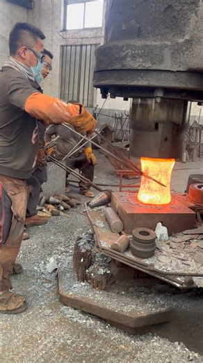 13K views · 168 reactions | Make in China Forging the Bearing: Upsetting Process in Action #process #machine #forging #factory | Inside the factory | Facebook