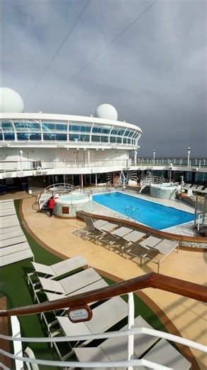 Inside exclusive tour of the Ruby Princess ship #subscribe #cruisetour