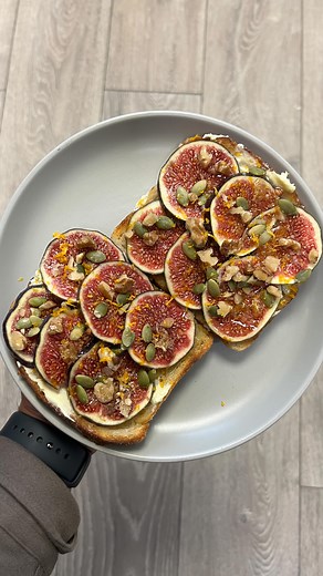 84K views · 1.3K reactions | Fig season init… so had to make use of them. This just shows how a combination of a few fresh ingredients can make something so moreish like this. | whatinthechef | Facebook