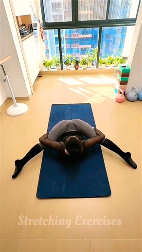 stretching exercises | good morning yoga | yoga for sore legs | yoga post workout #yogastretch #yoga