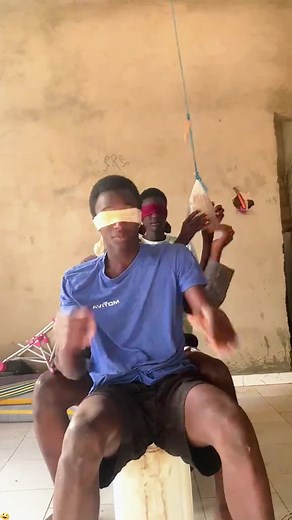 Avoiding water bottles #prank #funny #fyp #foryourpage #funnyvideo #fypシ #funnyprank #hahaha