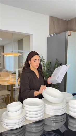 Neriman Darwich on Instagram: "Beautiful tableware to refresh your everyday routine 🍽️ . #household #tableware #kitchen #routine #home"