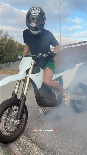 SUPERMOTO E-Bike Burnout ✊
