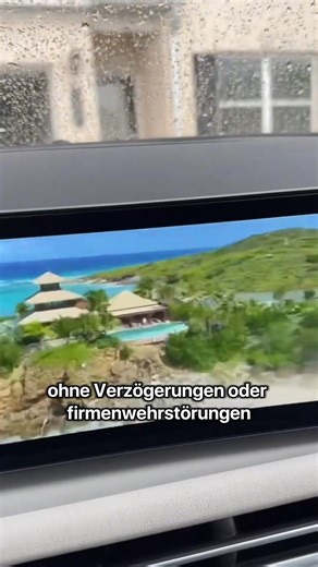 Genug davon, dass dein „smartes“ Auto sich wie ein Dino verhält? Dein alter Adapter ist langsam, verkabelt und blockiert sogar den USB-Port – uralte Technik. Dieses neue 3-in-1-Wunder bietet dir kabelloses CarPlay, Android Auto UND Bildschirmspiegelung – in Sekunden. Einfach einstecken. Über Bluetooth verbinden. Zack – dein ganzes Handy erscheint auf dem Display deines Autos. Netflix, YouTube, Karten, Spotify… alles läuft ohne Ruckeln. Es ist, als würdest du dein Auto in ein fahrendes Tablet ver