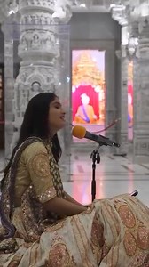 Geetaben Rabari At Baps Swaminarayan Temple Los Angeles | PRAMUKHRAJ