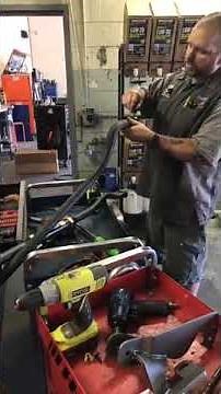 1994 - 2002 Dodge 2500-3500 Track Bar Replacement