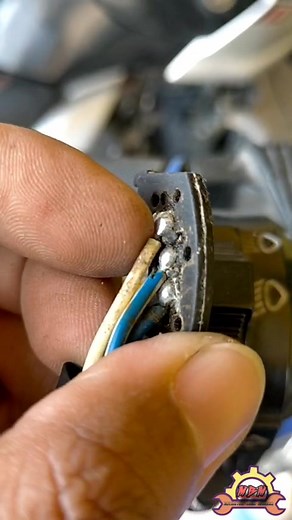 Paano Ayusin ang Switch ng Motorcycle: Tutorial para sa mga Ka-basic