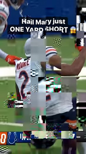 Bears’ Hail Mary attempt comes up ONE yard short. 🤯 (Via: NFL, CBS) | Sunday Night Football on NBC