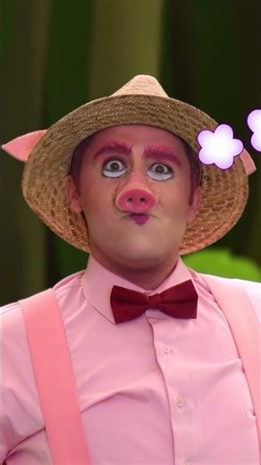 The Wolf Is Coming! 🐺😱 The Three Pigs in Danger! | Children's Story