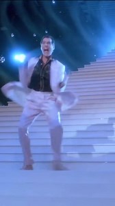 . 12 de Fevereiro de 1987 É filmado o videoclipe do single de The Great Pretender. Este título é um cover de Freddie Mercury da música homônima dos Platters, lançada em 03 de Novembro de 1955. Quando seu single foi lançado, Freddie explicou em entrevista à Rudi Dolezal que a música refletia a forma como ele via sua carreira e sua forma de estar no palco. O single é produzido por Freddie Mercury e Mike Moran. Ele ocupará o 4º lugar nas paradas inglesas. Fonte: Queen Fan Club France Créditos do ví