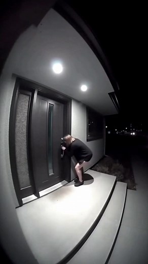 118K views · 4.4K reactions | 5 Door bell camera footage #fblifestyle | Fact Nest | Facebook