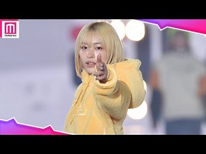 朝倉未来が絶賛した美女、”美月”が関コレ降臨！平祐奈の笑顔にキュン💖【関西コレクション 2022 A／W】