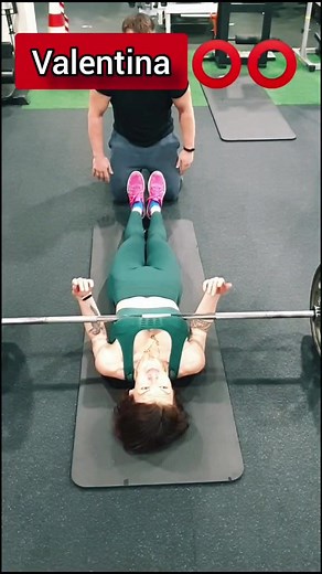 Cewek Cantik Gym Challenge: Cake Check & Barbell Slide