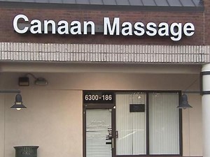 Police raid, close Raleigh massage parlor after officer offered of 'full body massage'