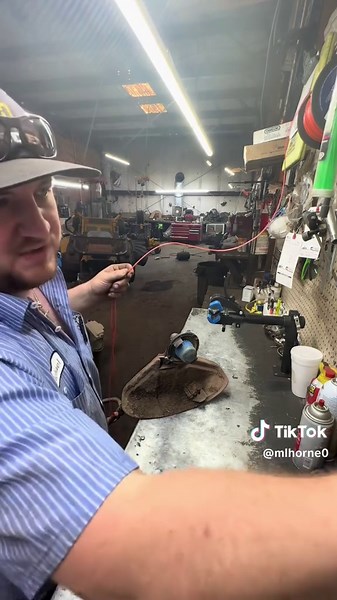 Respooling trimmer head #mechanic #mechaniclife #mechanicsoftiktok #how #learn