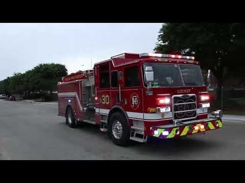 (Air Horn) Dallas Fire Rescue Engine 30 and Rescue 30 responding to a MVA.