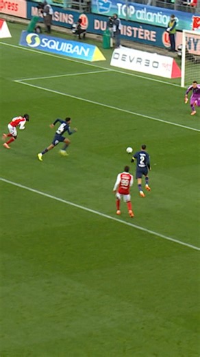 Back on top. 3 goals, 3 points, number 1 again. 🔴🔵 | PSG - Paris Saint-Germain