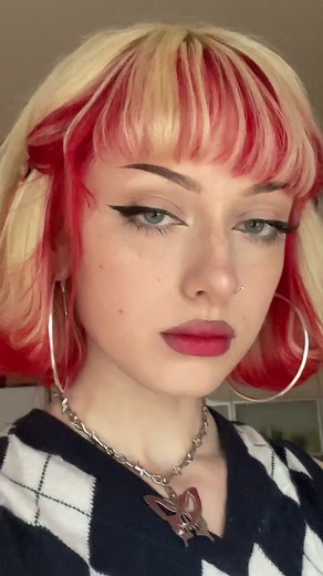 Cute Emo Makeup Tutorial: Expressive Looks with Eve FRSR