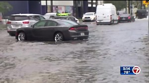 Heavy downpours cause flooding in parts of Miami-Dade, Broward - WSVN 7News | Miami News, Weather, Sports | Fort Lauderdale
